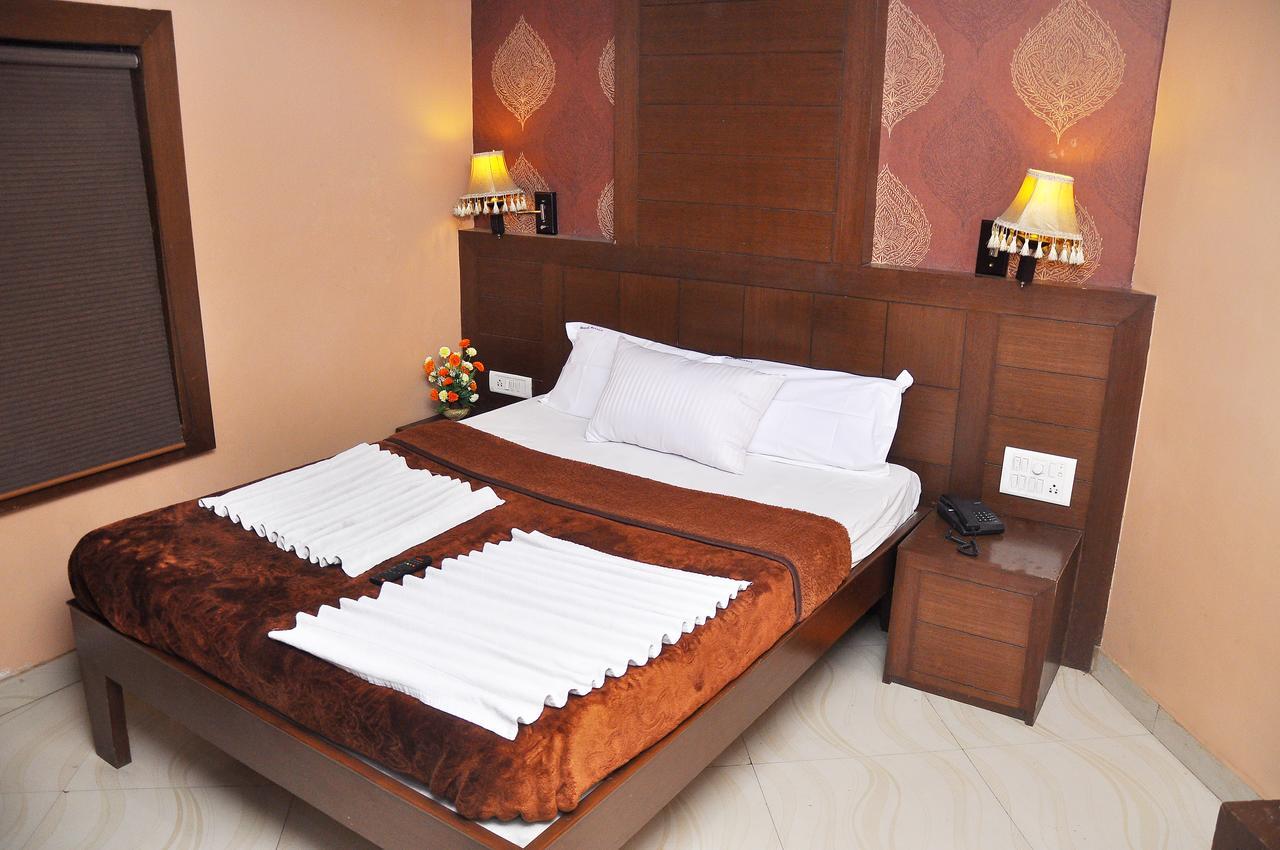 Hotel Royal Avenue Bangalore Exterior foto